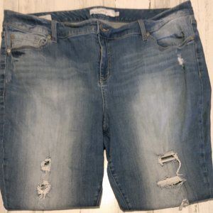 Torrid 22R Girlfriend Skinny Jeans